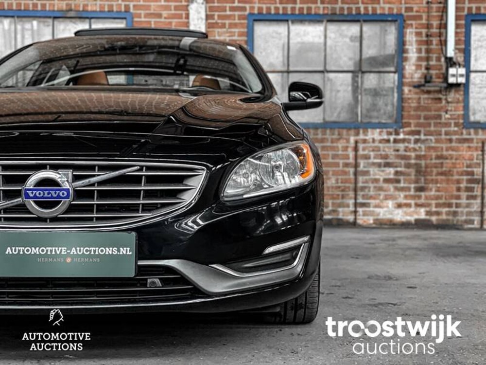 Volvo S60 T5 Car