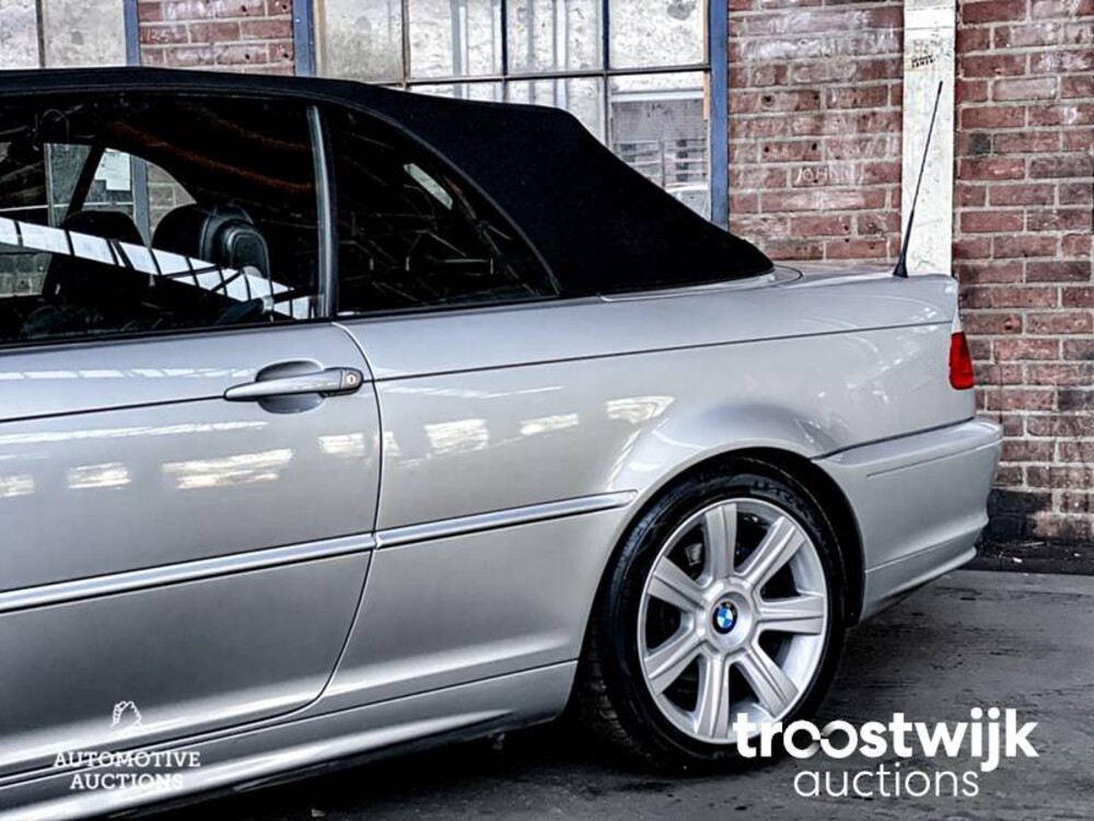 BMW 318Ci Executive 3-serie Cabriolet Car