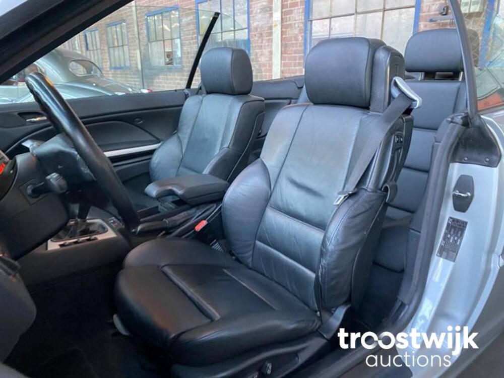 BMW 318Ci Executive 3-serie Cabriolet Car