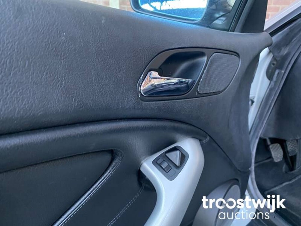 BMW 318Ci Executive 3-serie Cabriolet Car