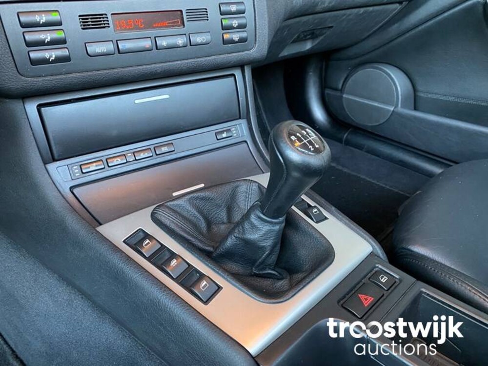 BMW 318Ci Executive 3-serie Cabriolet Car