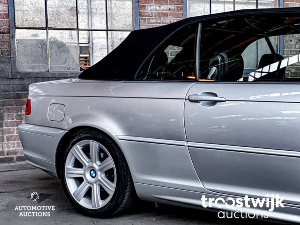 BMW 318Ci Executive 3-serie Cabriolet Car