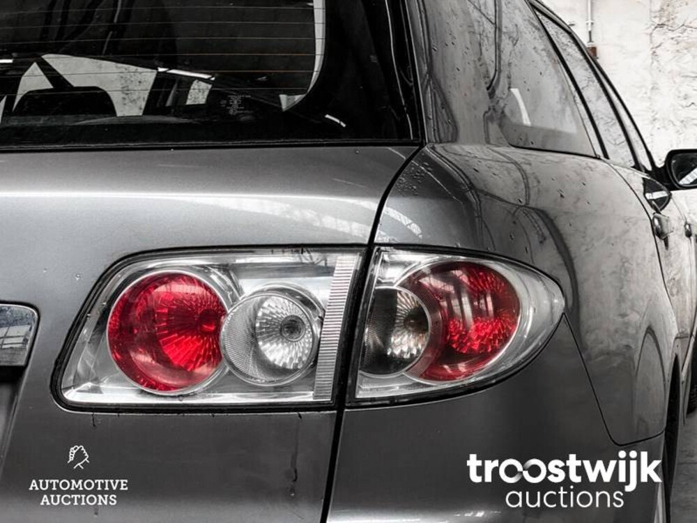 Mazda 6 Sportbreak 1.8i Exclusive Car