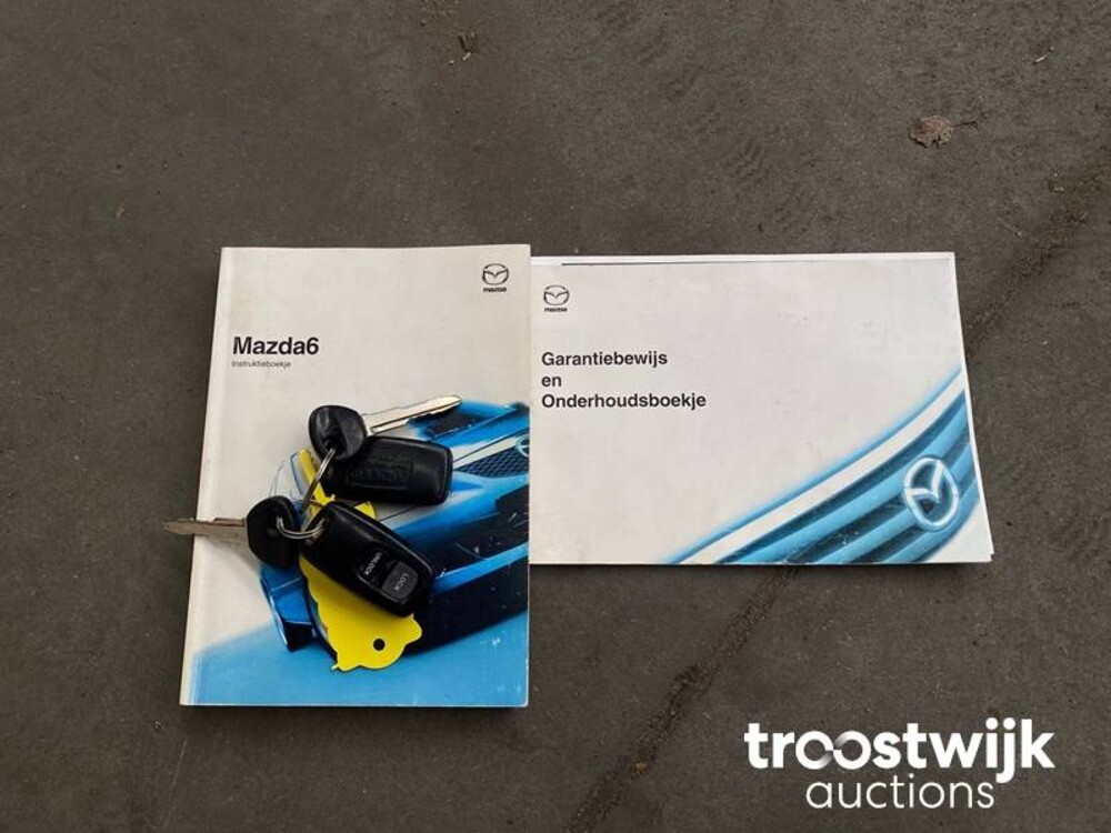 Mazda 6 Sportbreak 1.8i Exclusive Car