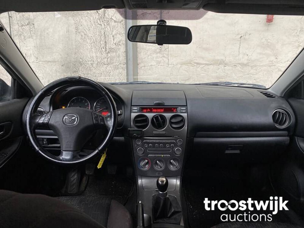 Mazda 6 Sportbreak 1.8i Exclusive Car