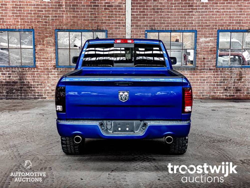 Dodge Ram 1500 5.7 Hemi Car