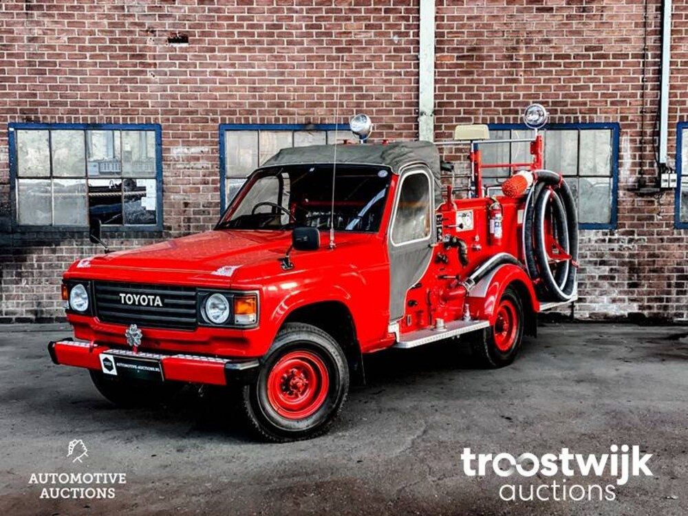 Toyota Landcruiser Fire Fighting Truck