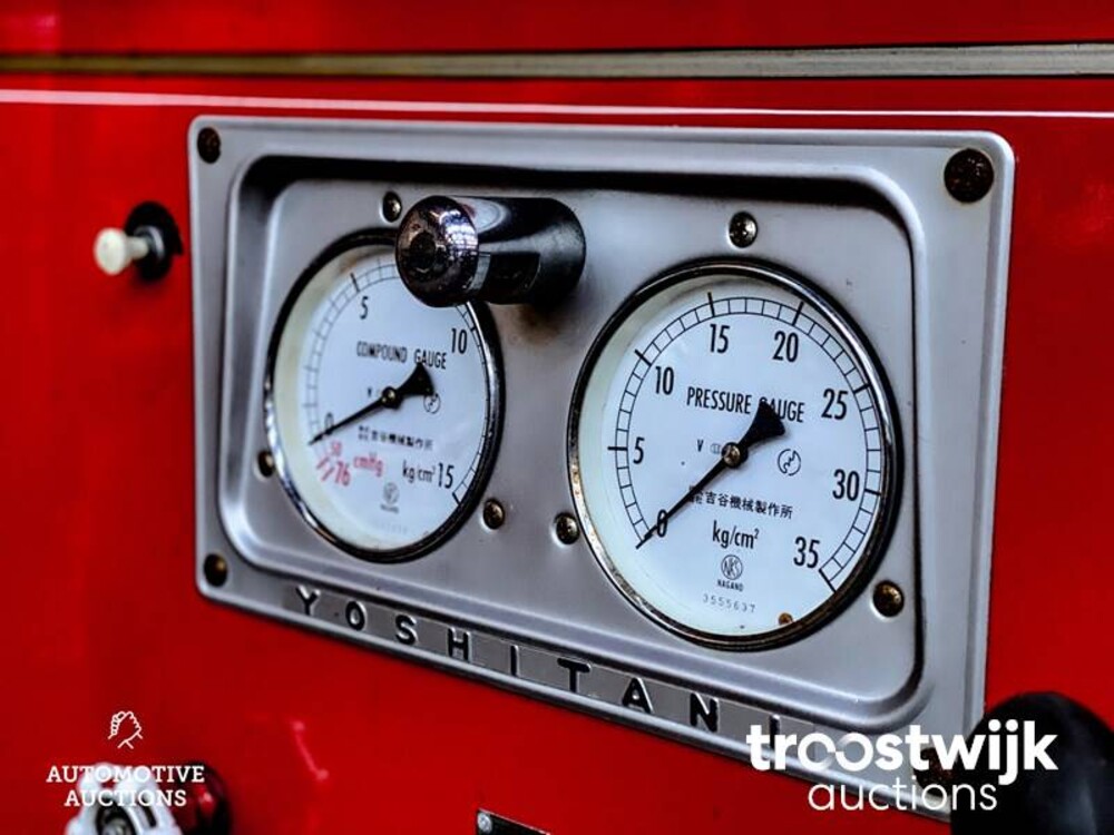 Toyota Landcruiser Fire Fighting Truck