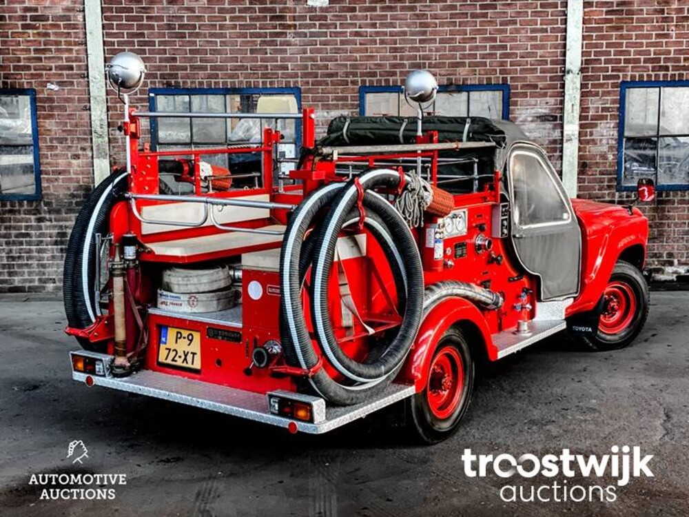 Toyota Landcruiser Fire Fighting Truck