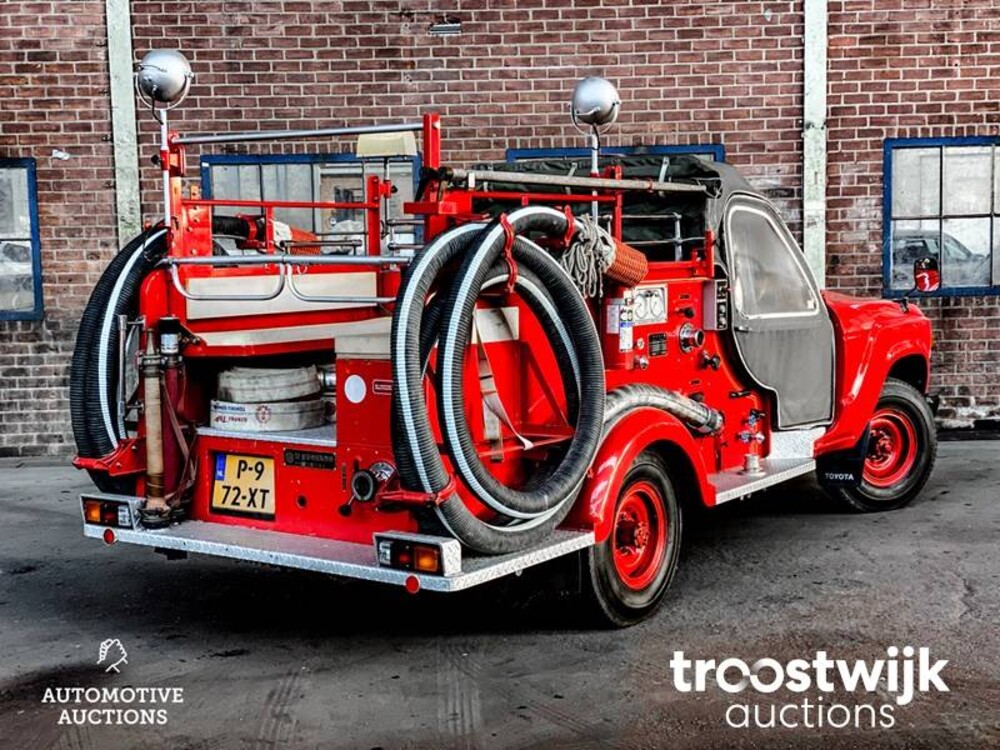 Toyota Landcruiser Fire Fighting Truck