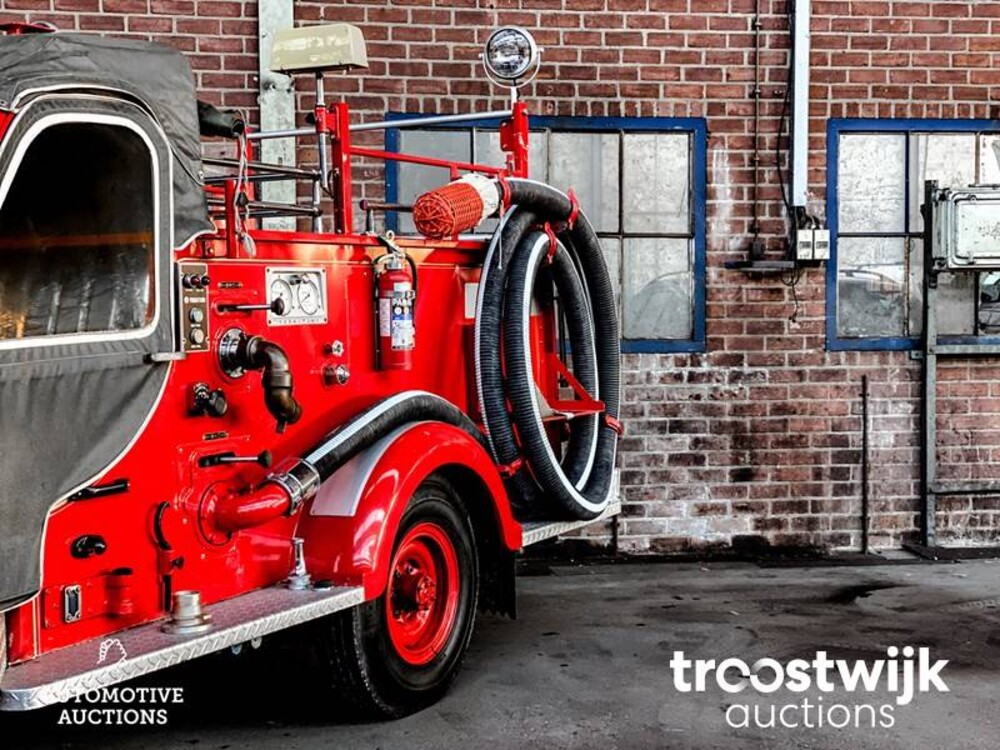 Toyota Landcruiser Fire Fighting Truck