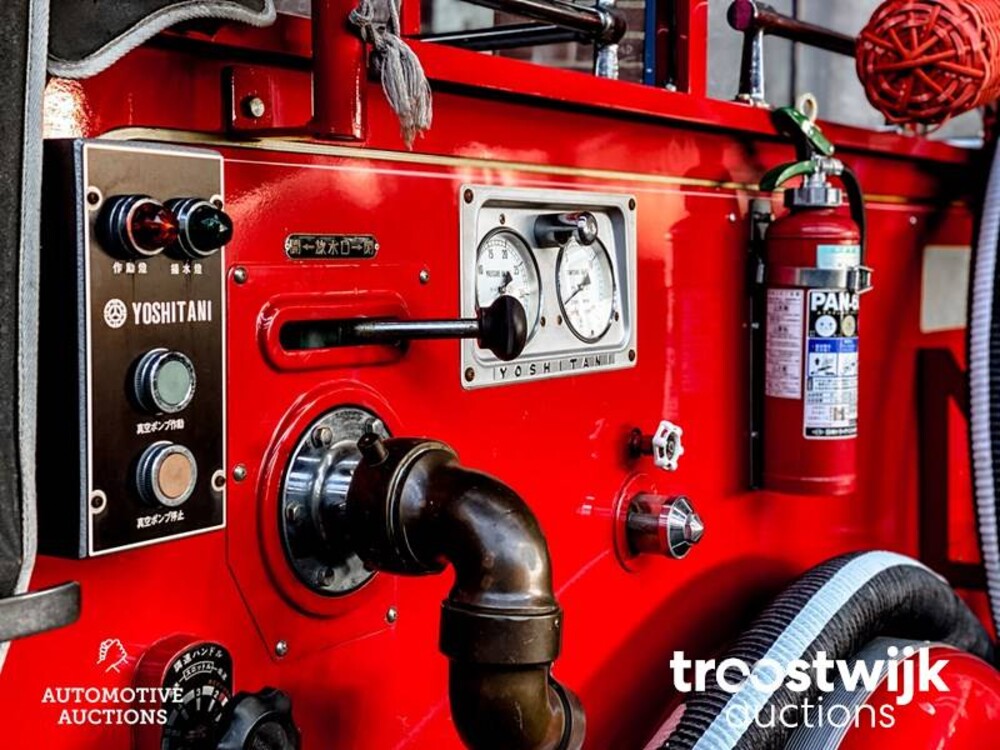 Toyota Landcruiser Fire Fighting Truck