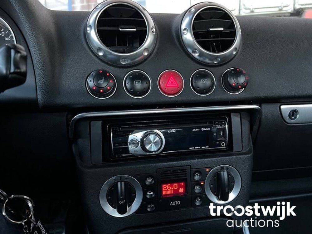 Audi TT MK1 1.8 5V Turbo quattro Car
