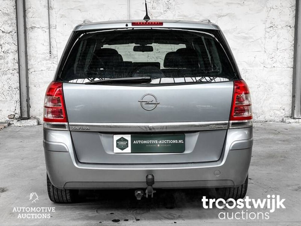 Opel Zafira Cosmo 2.2 Car