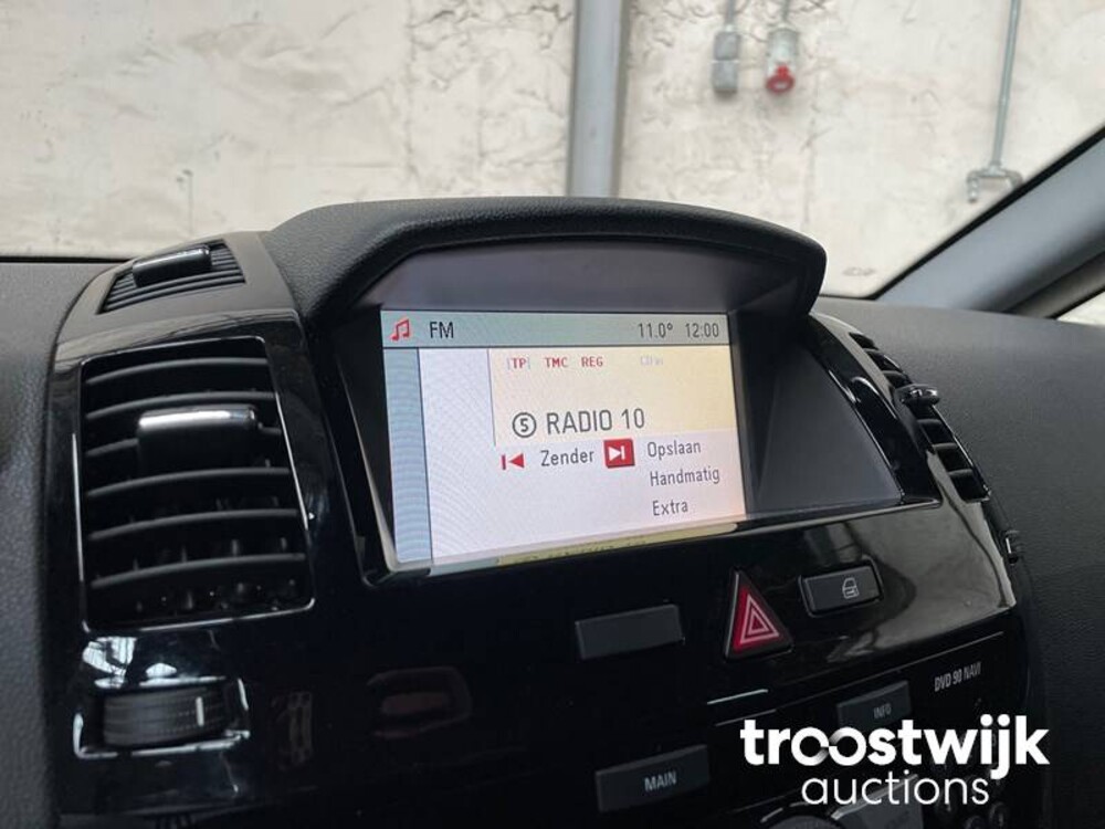 Opel Zafira Cosmo 2.2 Car