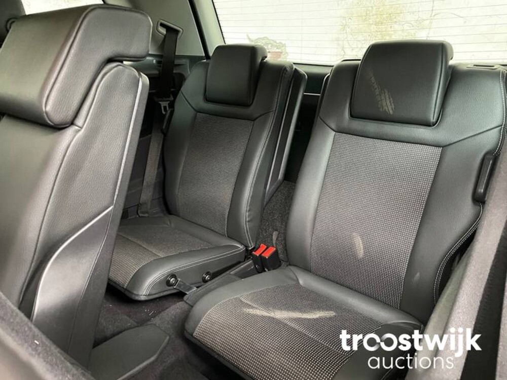 Opel Zafira Cosmo 2.2 Car