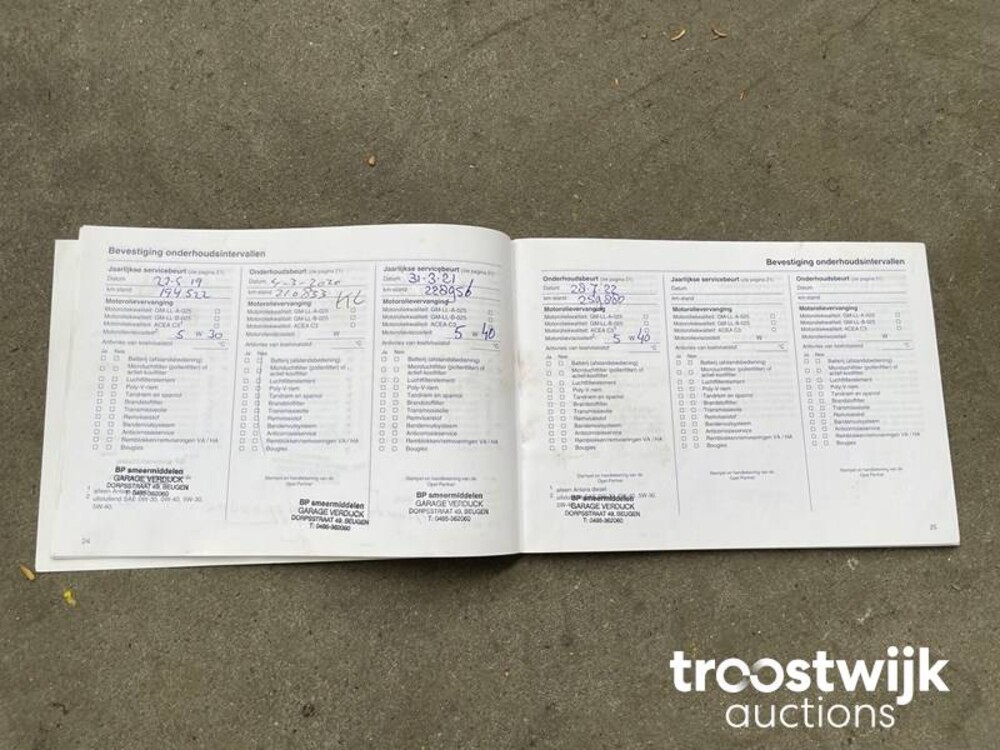 Opel Zafira Cosmo 2.2 Car