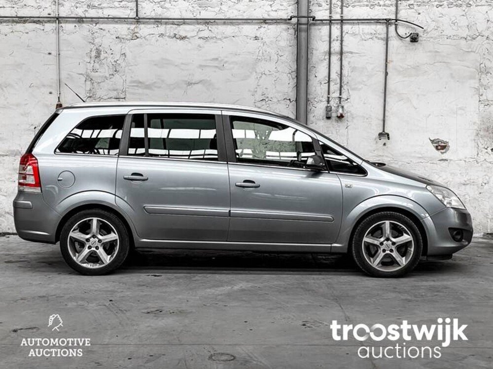 Opel Zafira Cosmo 2.2 Car