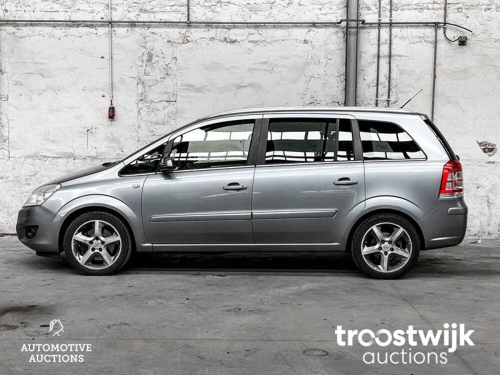 Opel Zafira Cosmo 2.2 Car