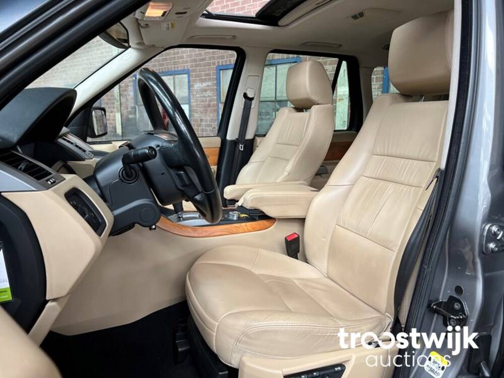 Land Rover Range Rover Sport 2.7 TdV6 HSE Car