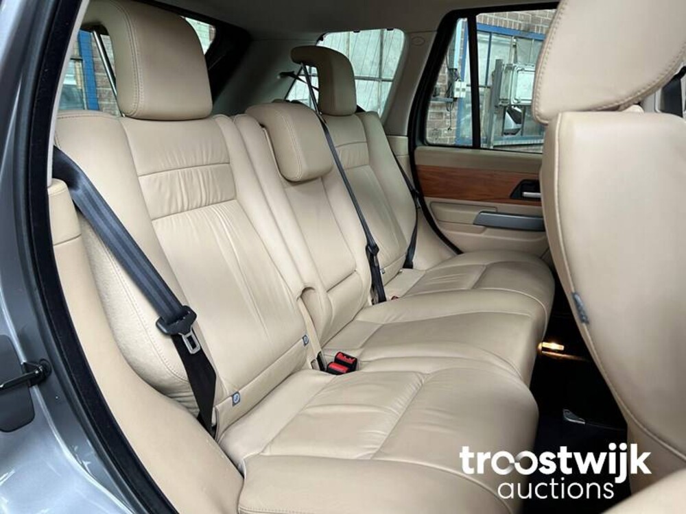 Land Rover Range Rover Sport 2.7 TdV6 HSE Car