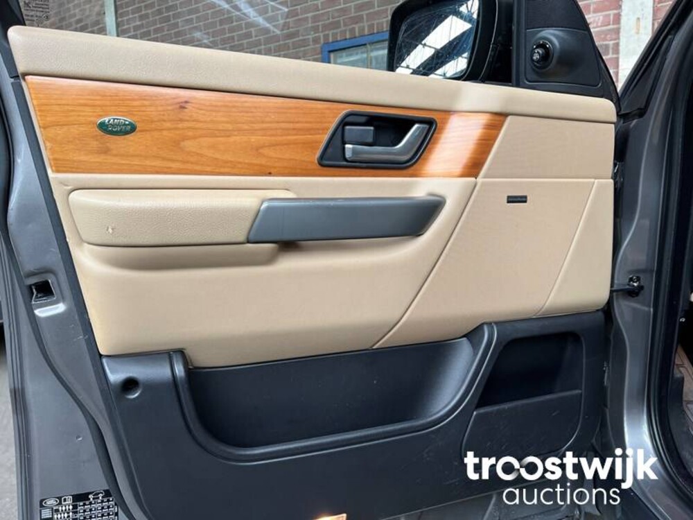 Land Rover Range Rover Sport 2.7 TdV6 HSE Car