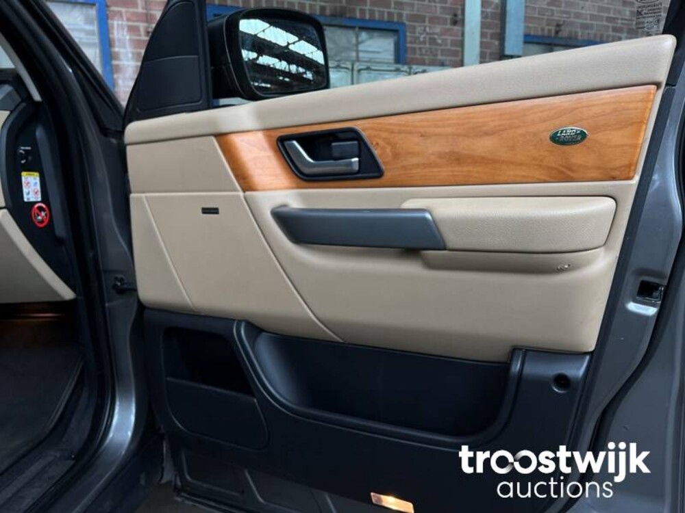 Land Rover Range Rover Sport 2.7 TdV6 HSE Car