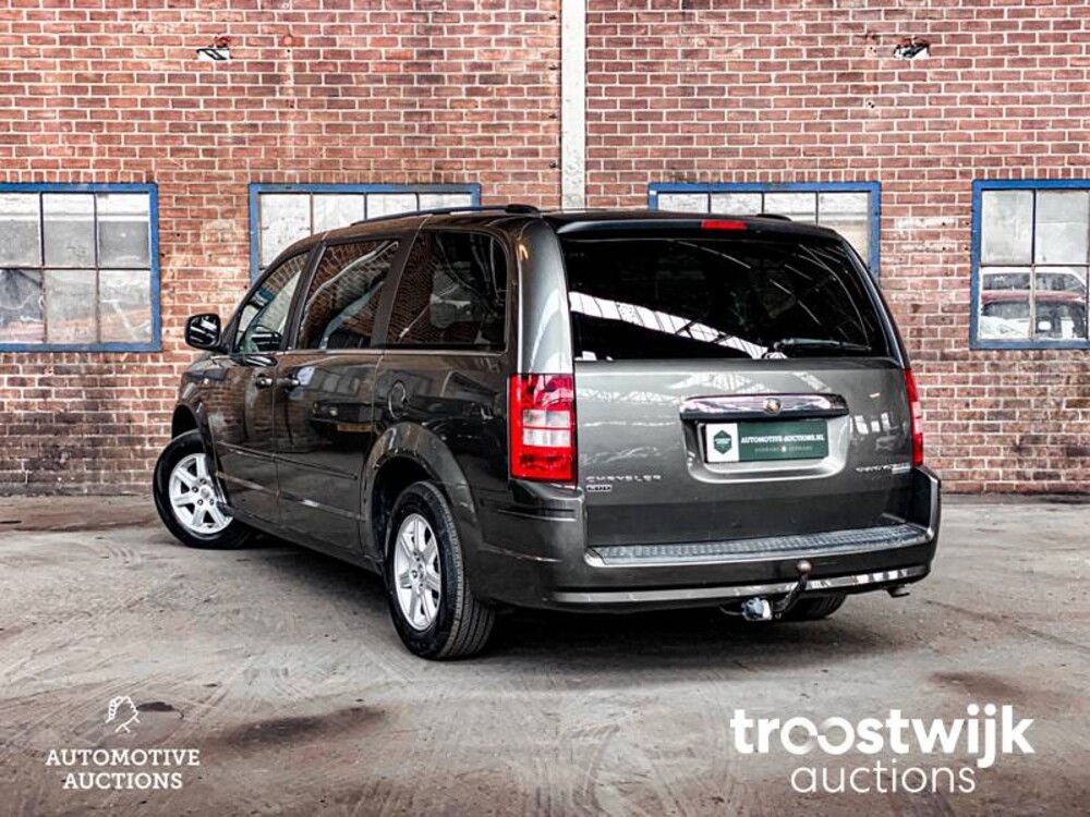 Chrysler Grand Voyager CRD Signature Series 2.8  Car