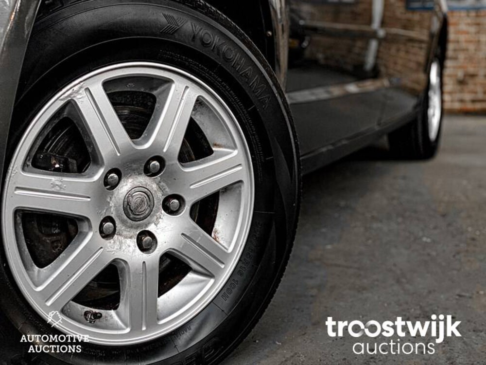 Chrysler Grand Voyager CRD Signature Series 2.8  Car