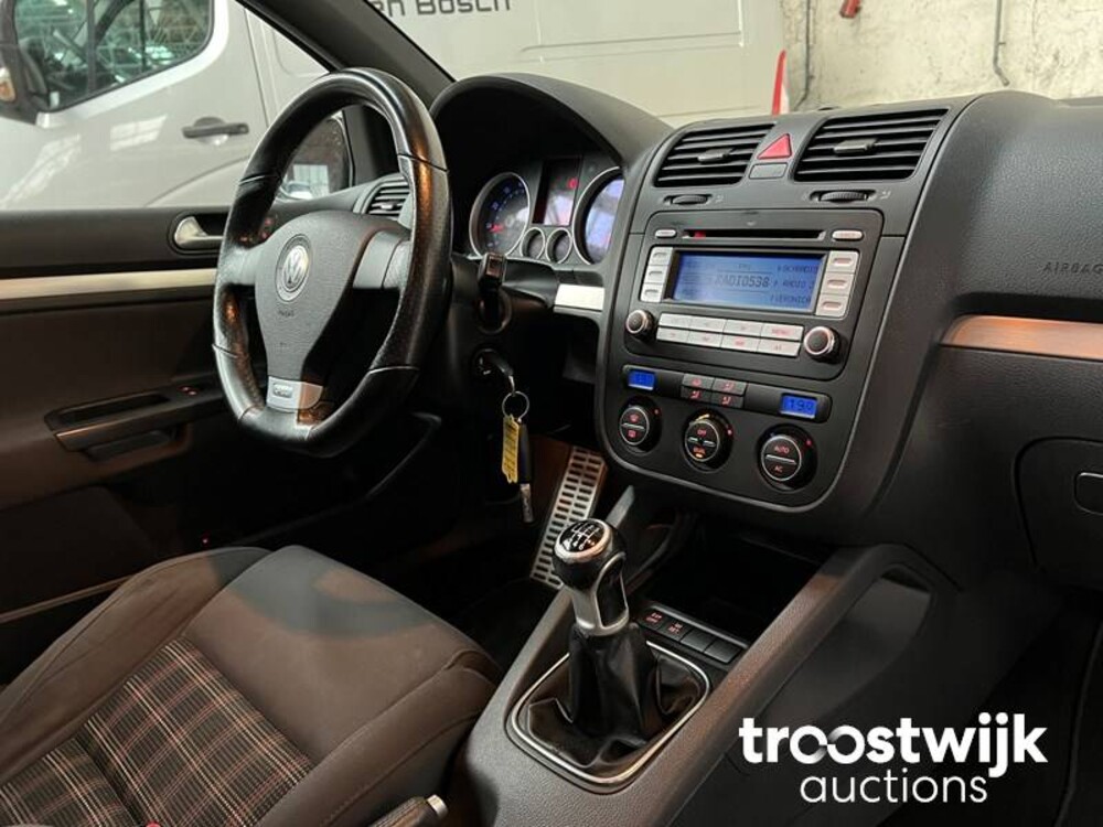 Volkswagen Golf GTI 2.0 TFSI 60 Car