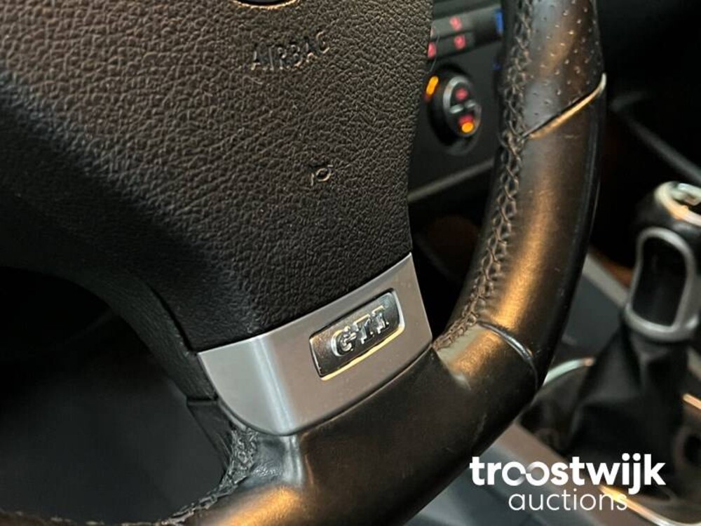 Volkswagen Golf GTI 2.0 TFSI 60 Car