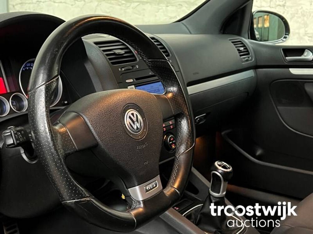 Volkswagen Golf GTI 2.0 TFSI 60 Car