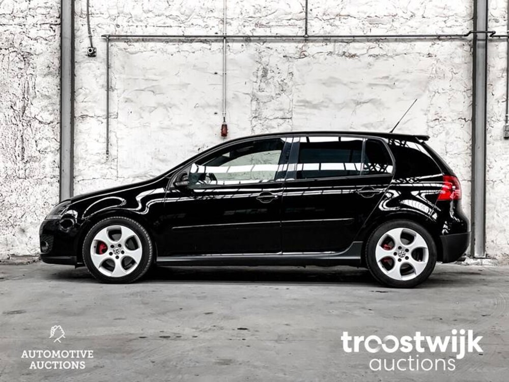 Volkswagen Golf GTI 2.0 TFSI 60 Car