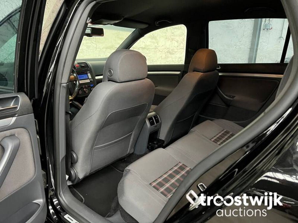 Volkswagen Golf GTI 2.0 TFSI 60 Car