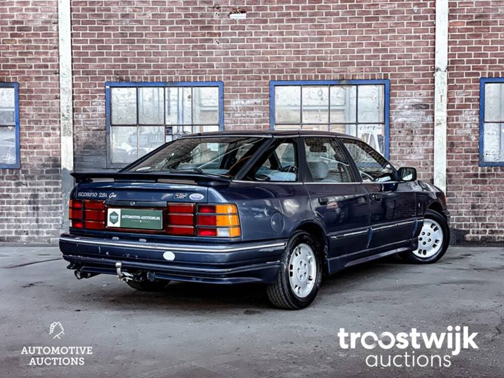 Ford Scorpio 2.8i V6 GHIA Car