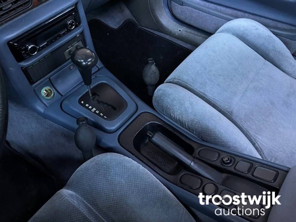 Ford Scorpio 2.8i V6 GHIA Car