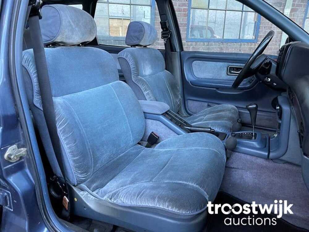 Ford Scorpio 2.8i V6 GHIA Car