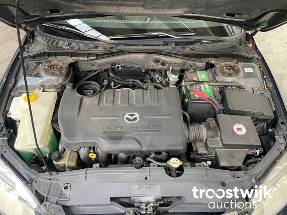 Mazda 6 Sportbreak Touring II 2.0i Car