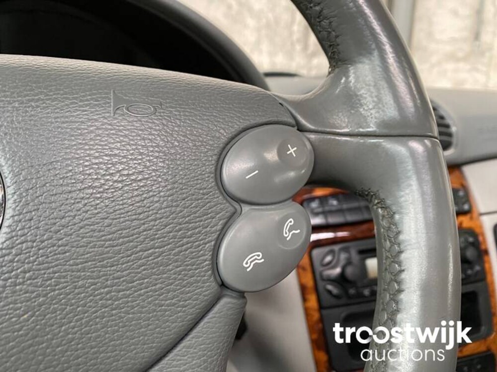 Mercedes-Benz CLK-klasse Coupé 320 Elegance Car