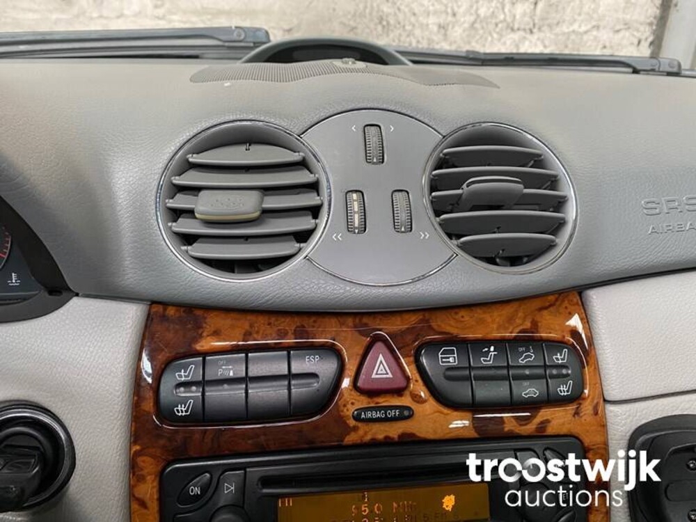 Mercedes-Benz CLK-klasse Coupé 320 Elegance Car