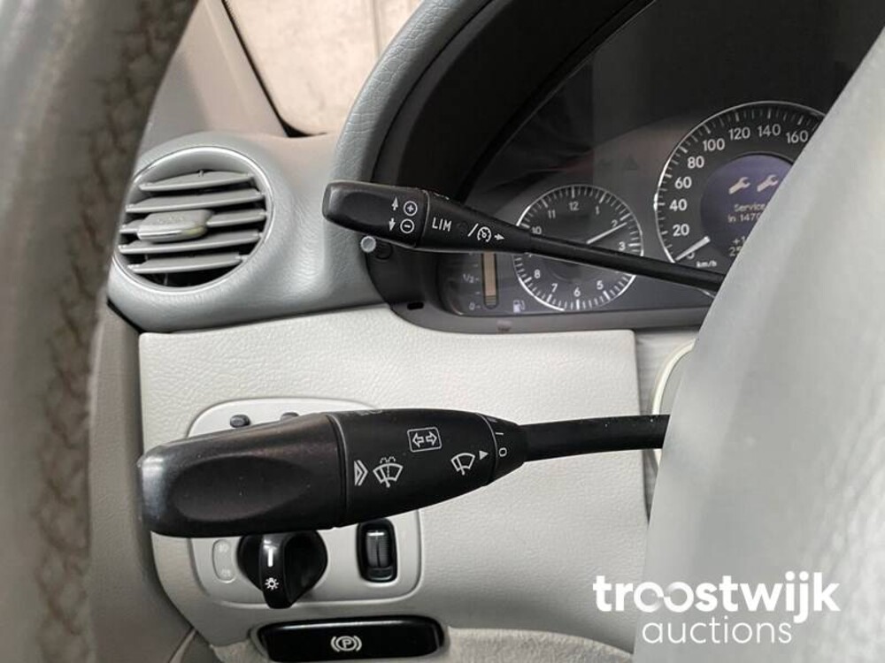 Mercedes-Benz CLK-klasse Coupé 320 Elegance Car