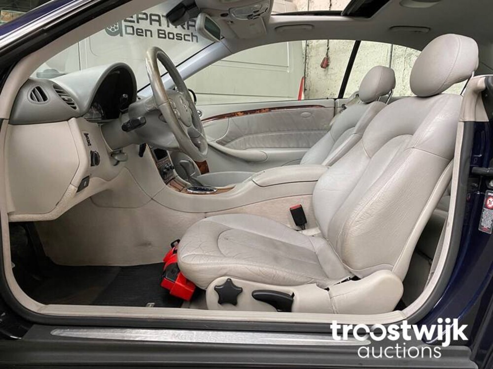 Mercedes-Benz CLK-klasse Coupé 320 Elegance Car