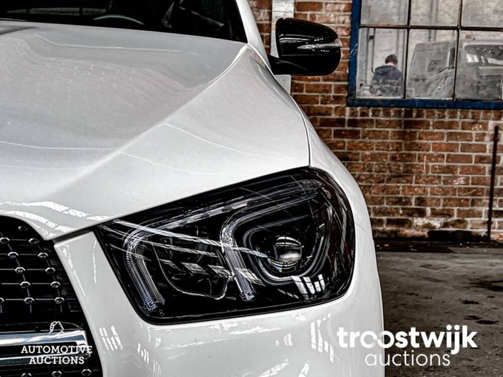 Mercedes-Benz 350e AMG 4Matic Auto