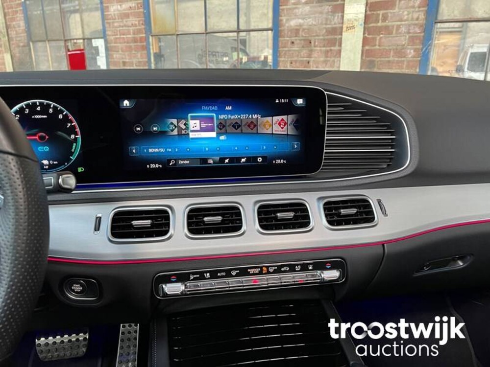 Mercedes-Benz 350e AMG 4Matic Auto