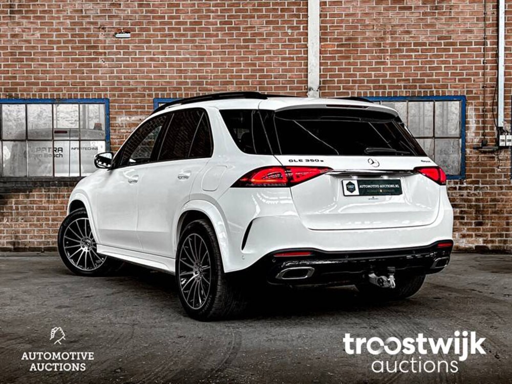 Mercedes-Benz 350e AMG 4Matic Auto