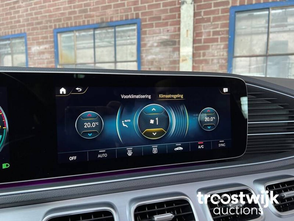 Mercedes-Benz 350e AMG 4Matic Auto