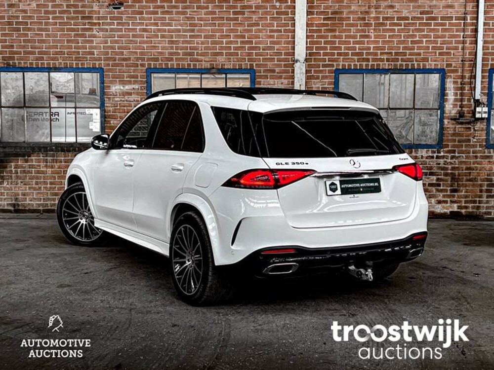 Mercedes-Benz 350e AMG 4Matic Auto