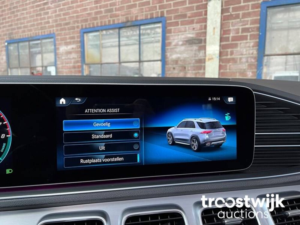 Mercedes-Benz 350e AMG 4Matic Auto