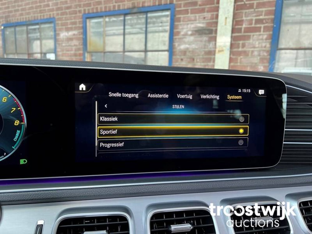 Mercedes-Benz 350e AMG 4Matic Auto