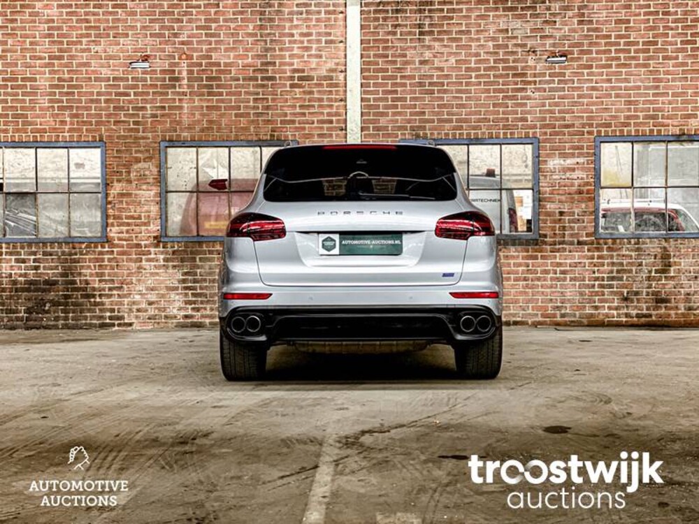 Porsche Cayenne S E-Hybrid 3.0 V6 Auto